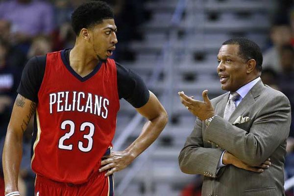 体育德国杯：拜仁携手勒沃库森晋级决赛