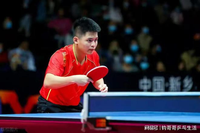 他在球场上 他在球场上