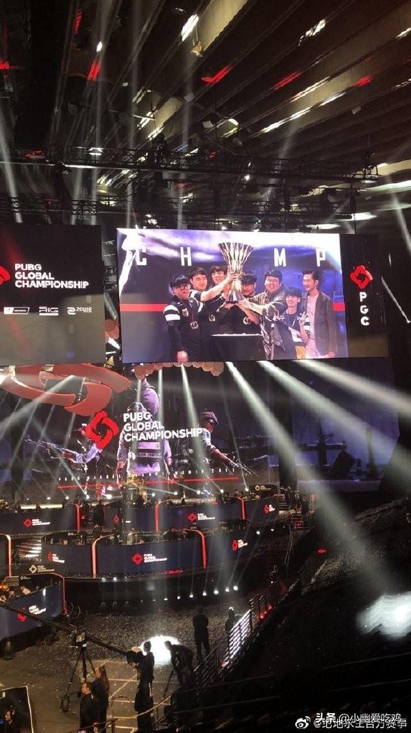 纸面豪华 纸面豪华