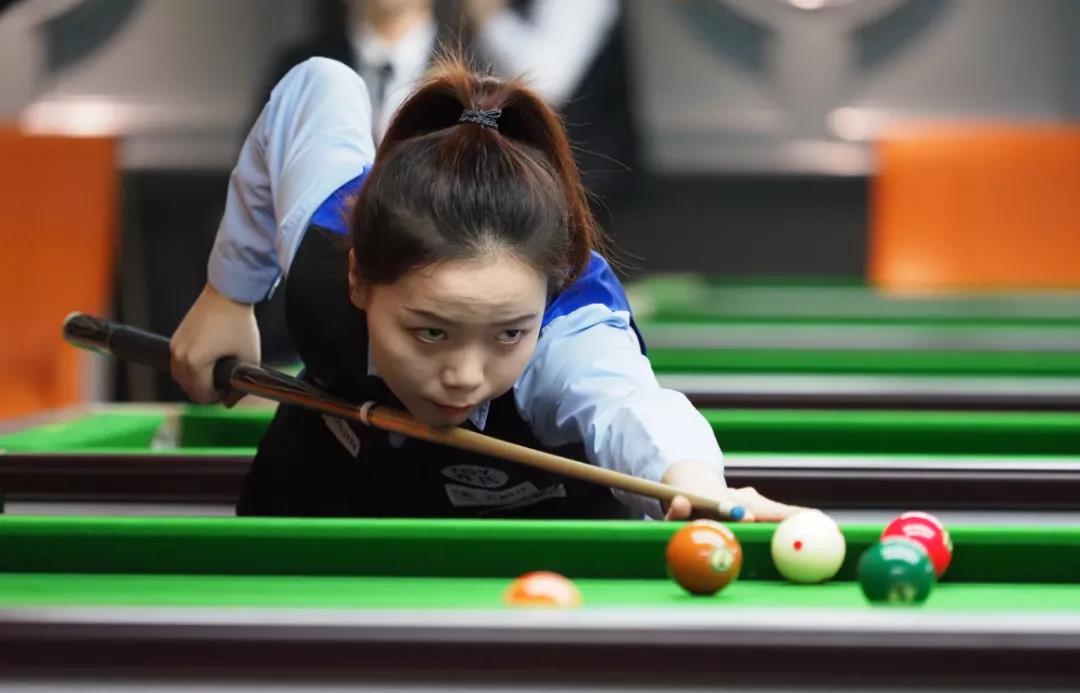 对球迷与品 对球迷与品